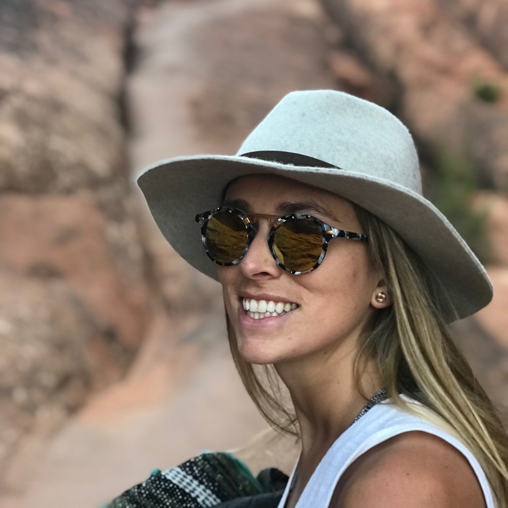 Meet your Posher, Leah